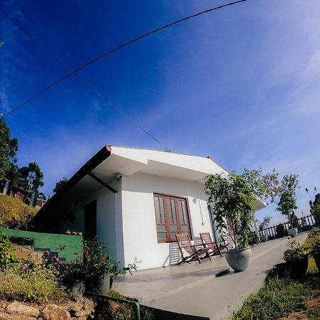 Leisure Mount Villa Хапутале Екстериор снимка
