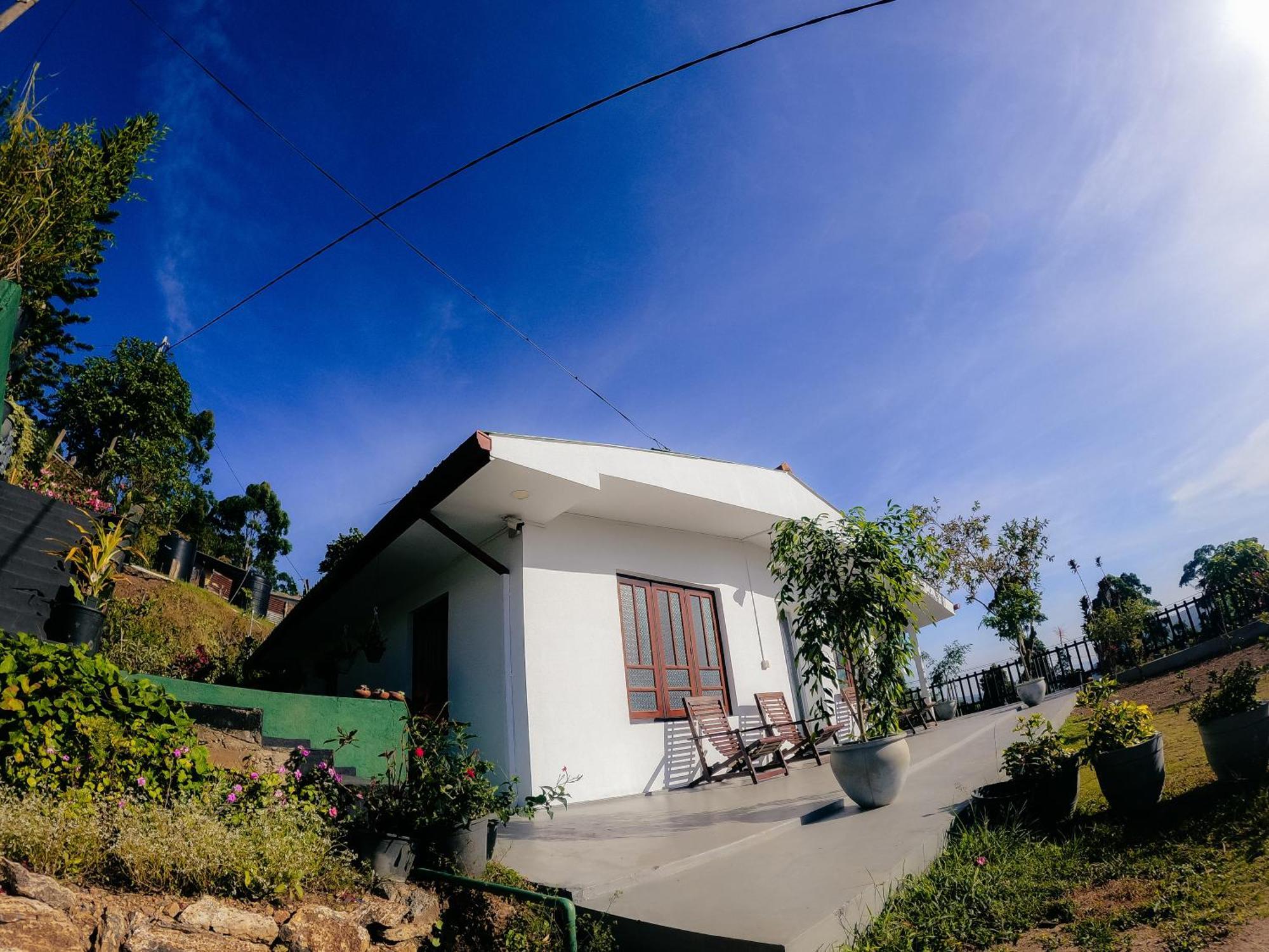 Leisure Mount Villa Хапутале Екстериор снимка