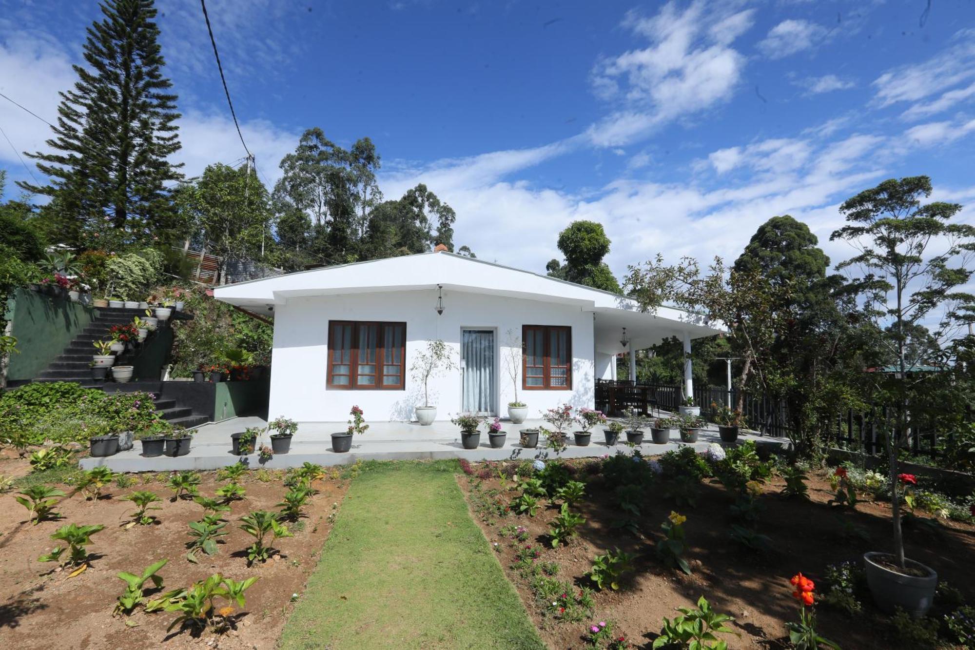 Leisure Mount Villa Хапутале Екстериор снимка